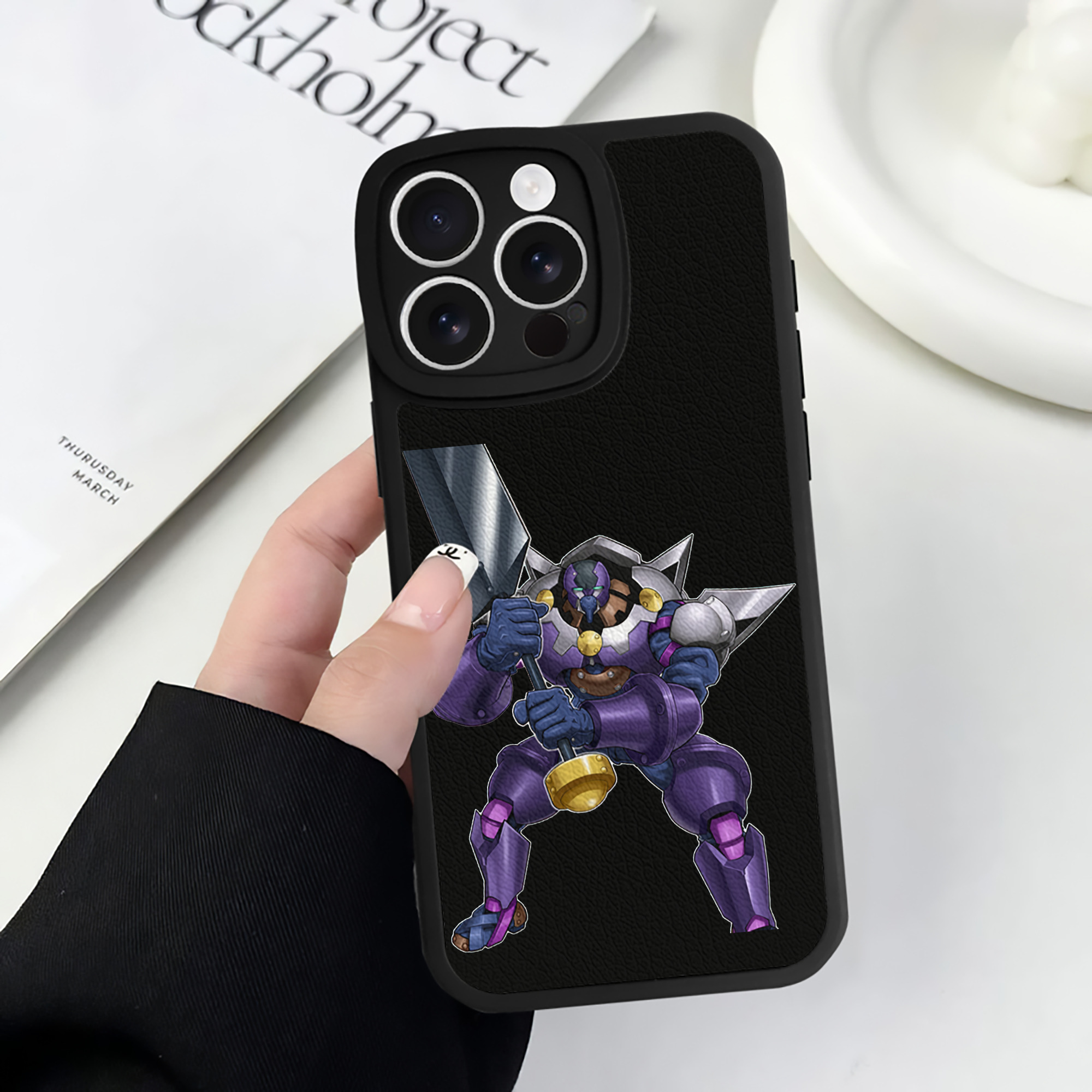 遊☆戯☆王 Yu-Gi-Oh! 【iPhone 16シリーズ対応】シリコンスマホケース（レザー調） 材質：シリコン